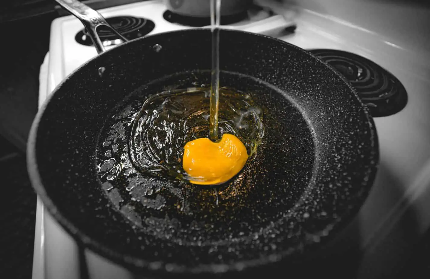 Fried egg perfectly cooking