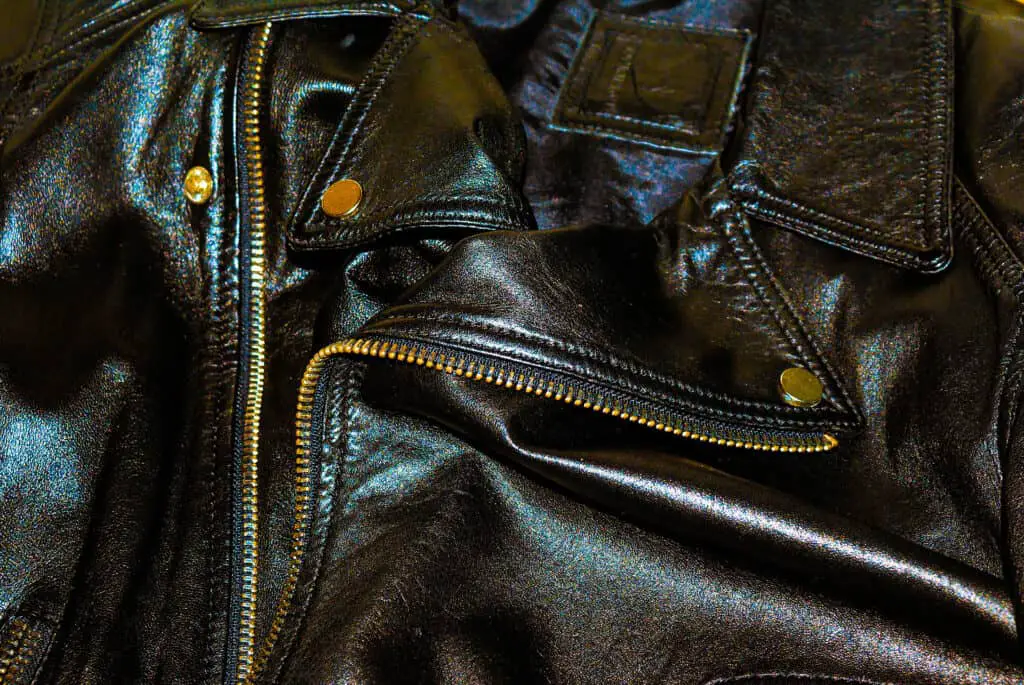 Can leather be worn in snow? | Guidelines | Rogue Chivalry